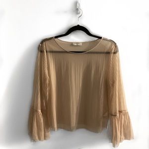 Aritzia - Babaton Blouse